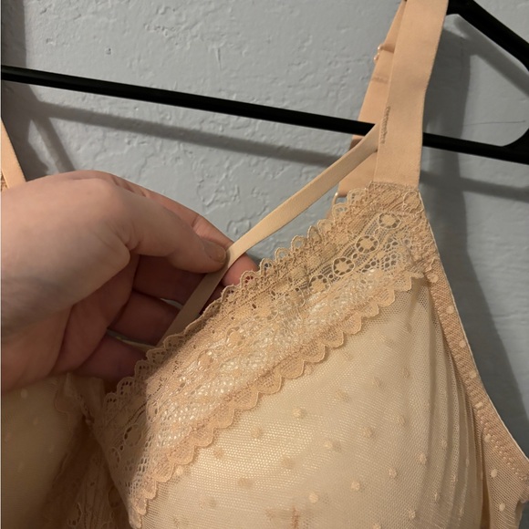Pink beige lace lined bra, no underwire, parfait size 38h - Picture 16 of 16